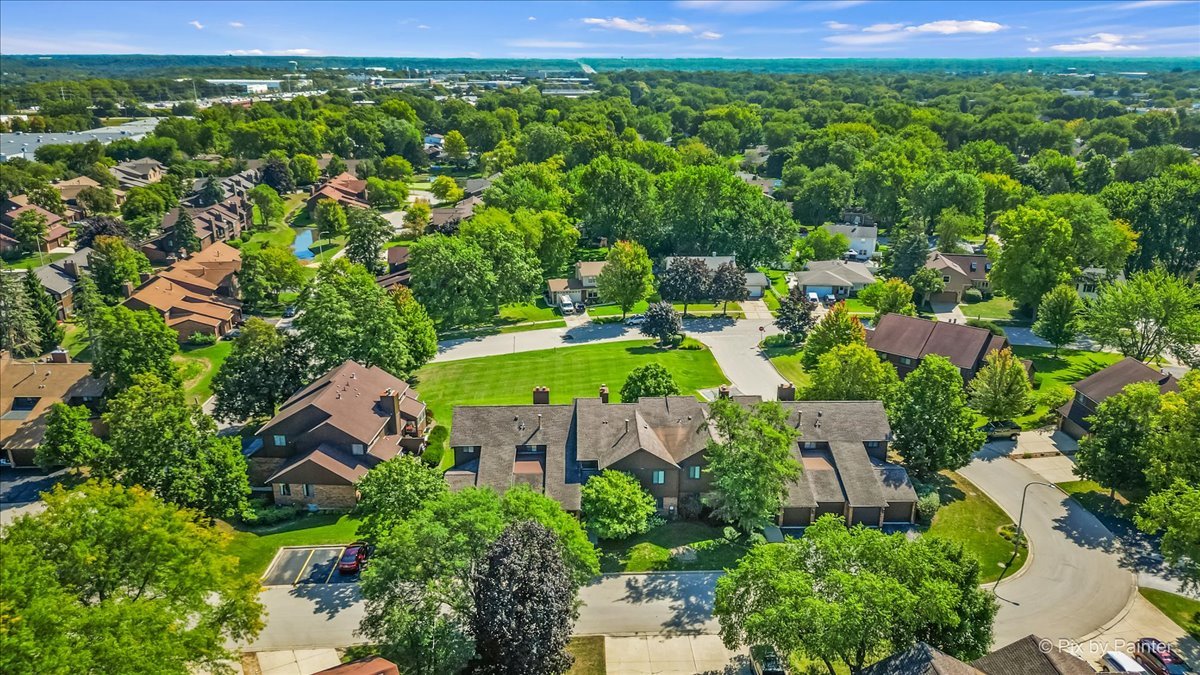 1407 Creekside Court #B, Elgin, IL 60123