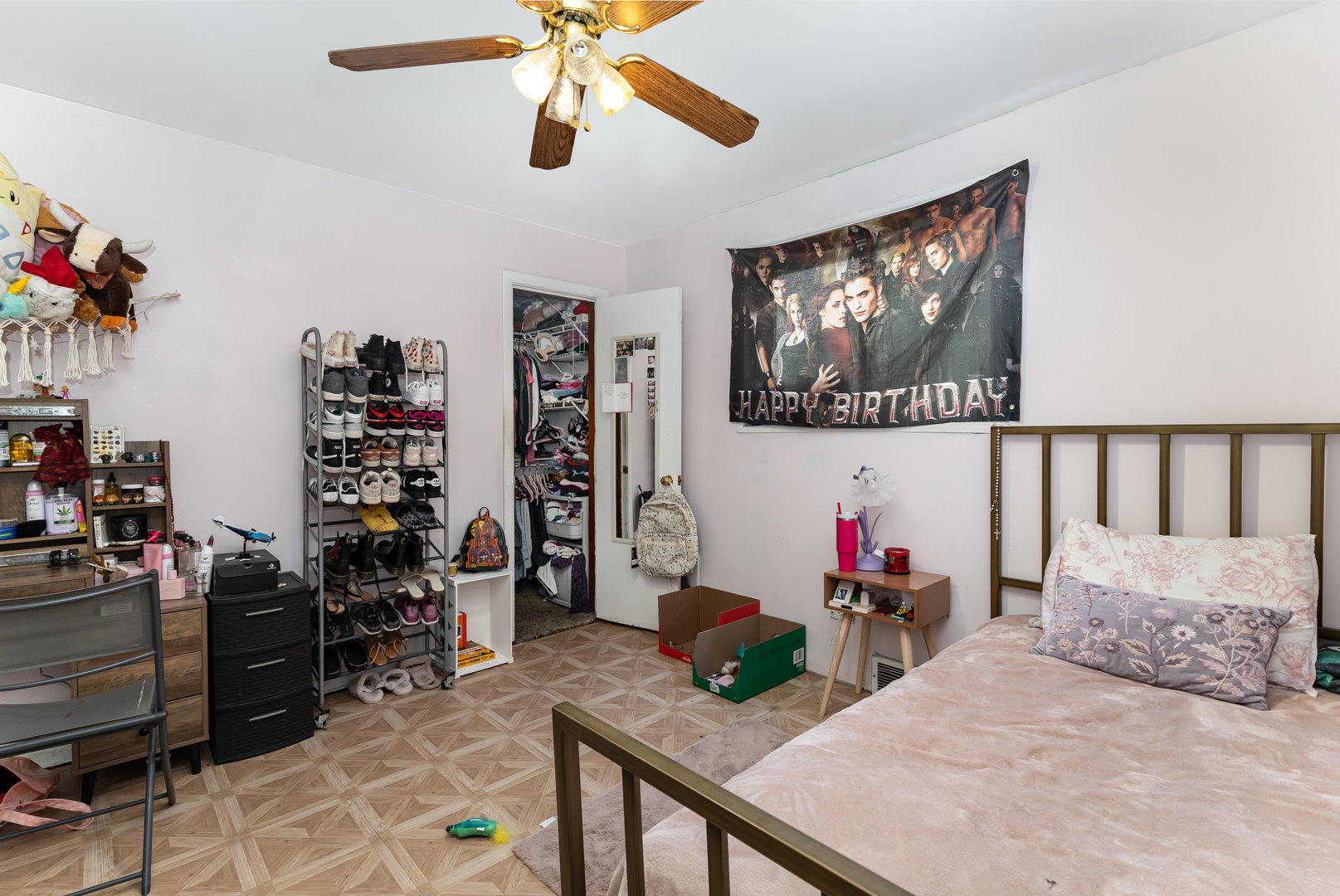 8100 S kildare Avenue, Chicago, IL 60652