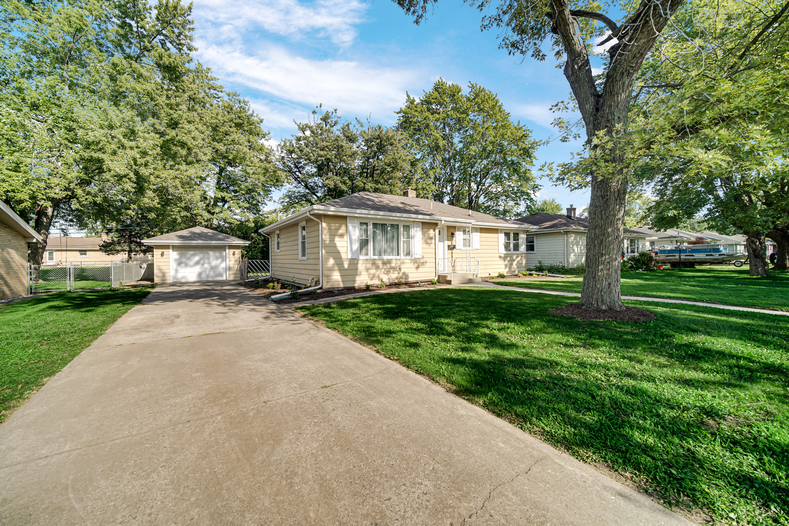460 MARIAN Avenue, Bradley, IL 60915