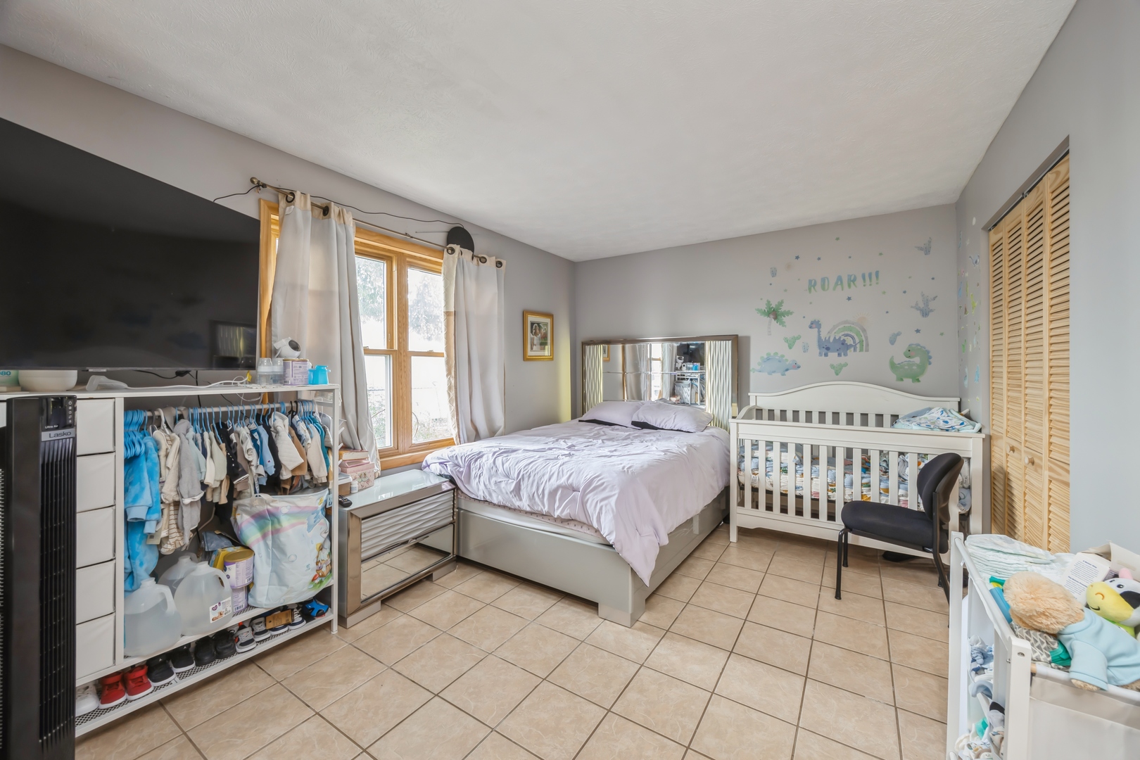 6614 Kane Avenue, Hodgkins, IL 60525