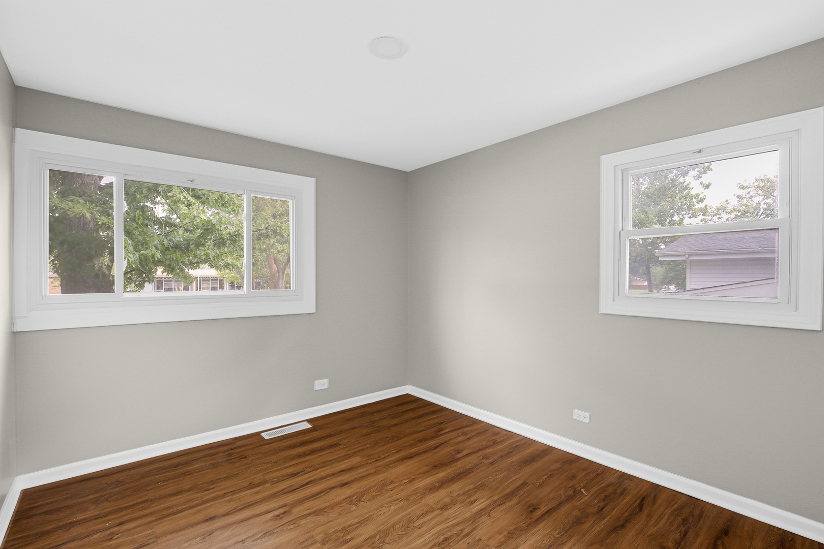 213 Illinois Street, Park Forest, IL 60466