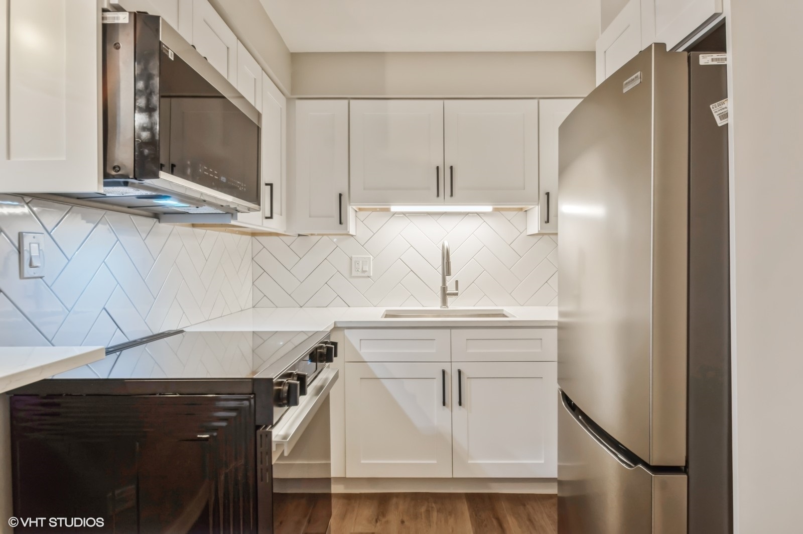 2330 N Harlem Avenue #2D, Elmwood Park, IL 60707