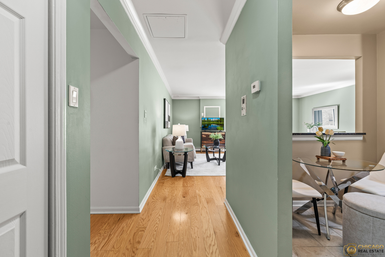 4900 Forest Avenue #205, Downers Grove, IL 60515
