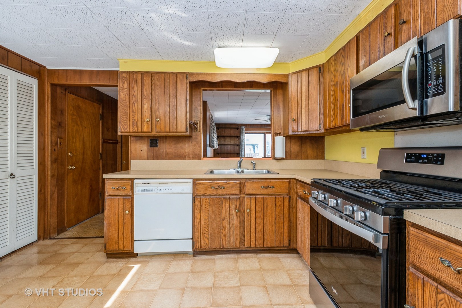 4430 W 87th Place #4430, Hometown, IL 60456