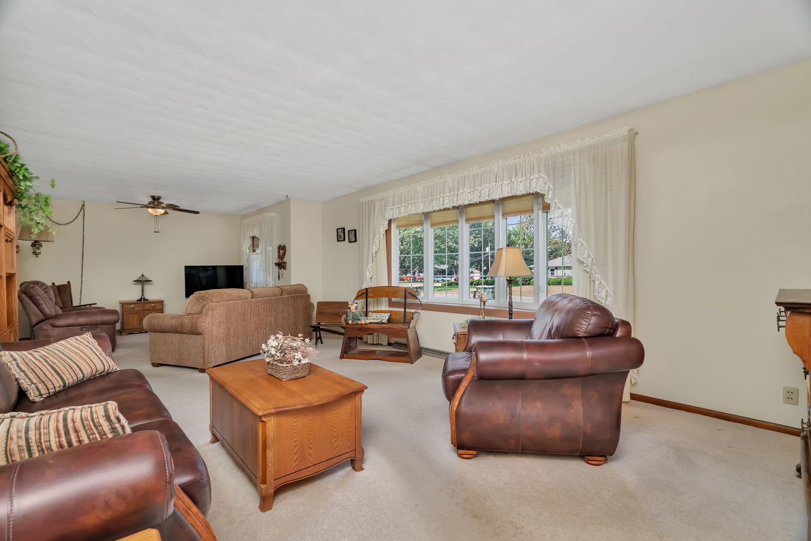 335 N Washington Street, Coal City, IL 60416