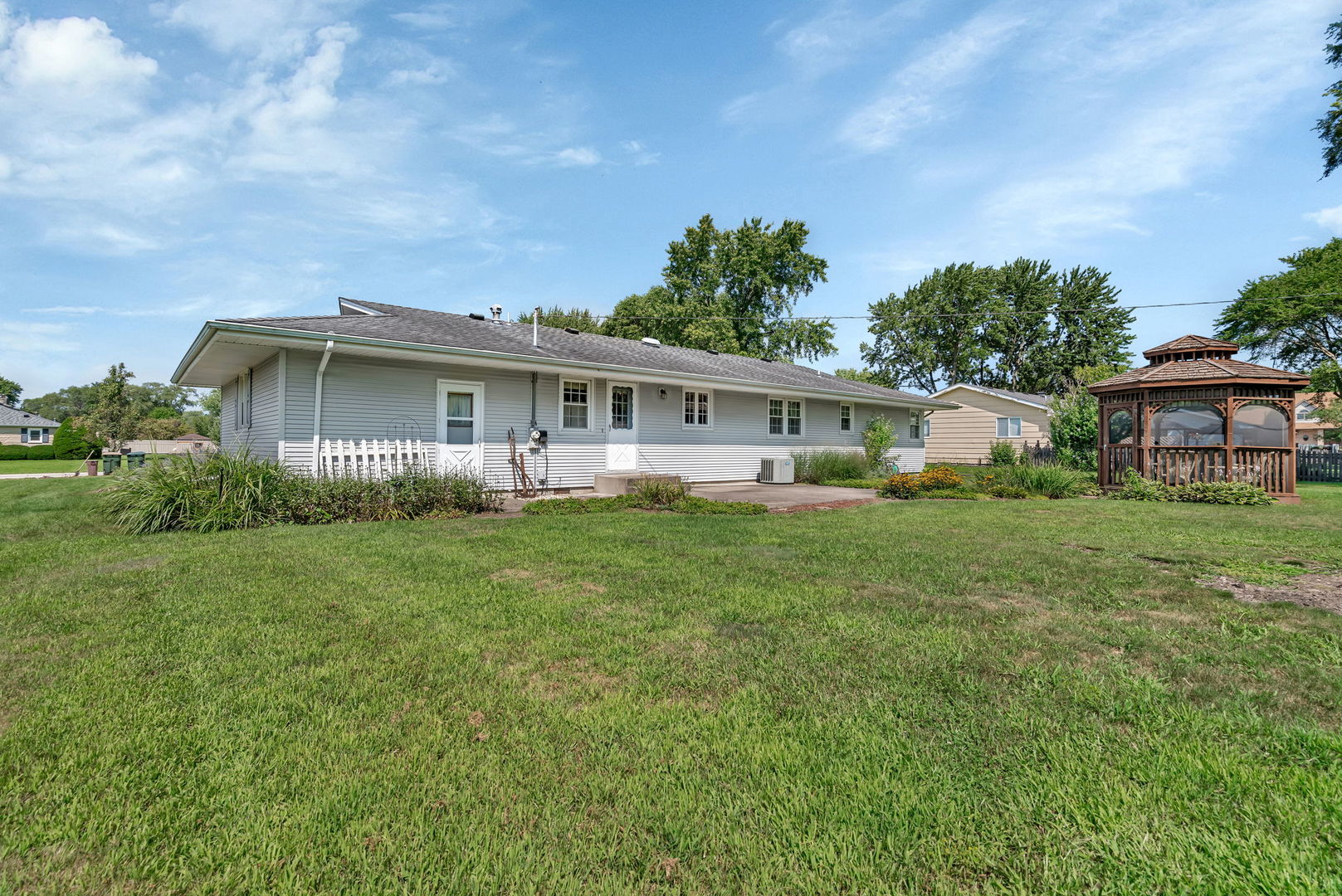 335 N Washington Street, Coal City, IL 60416