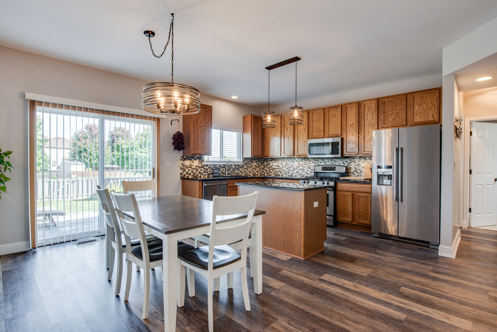 416 Hubbard Circle, Plano, IL 60545