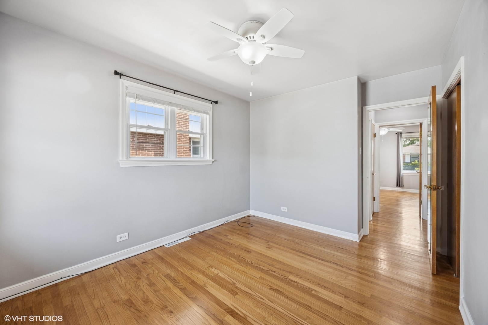10336 Kipling Street, Westchester, IL 60154