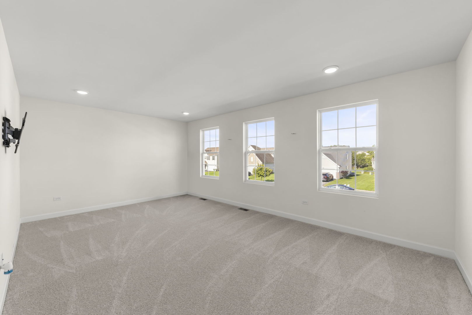 506 Silver Falls Street, Joliet, IL 60431