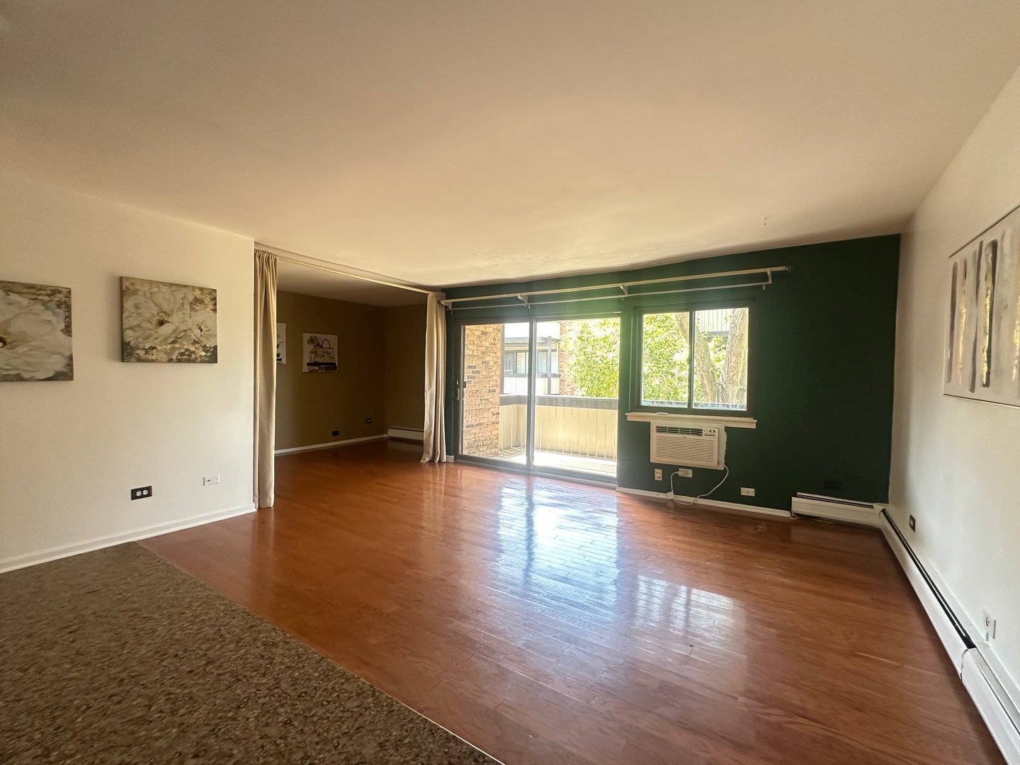 1813 Hemlock Place #209, Schaumburg, IL 60173