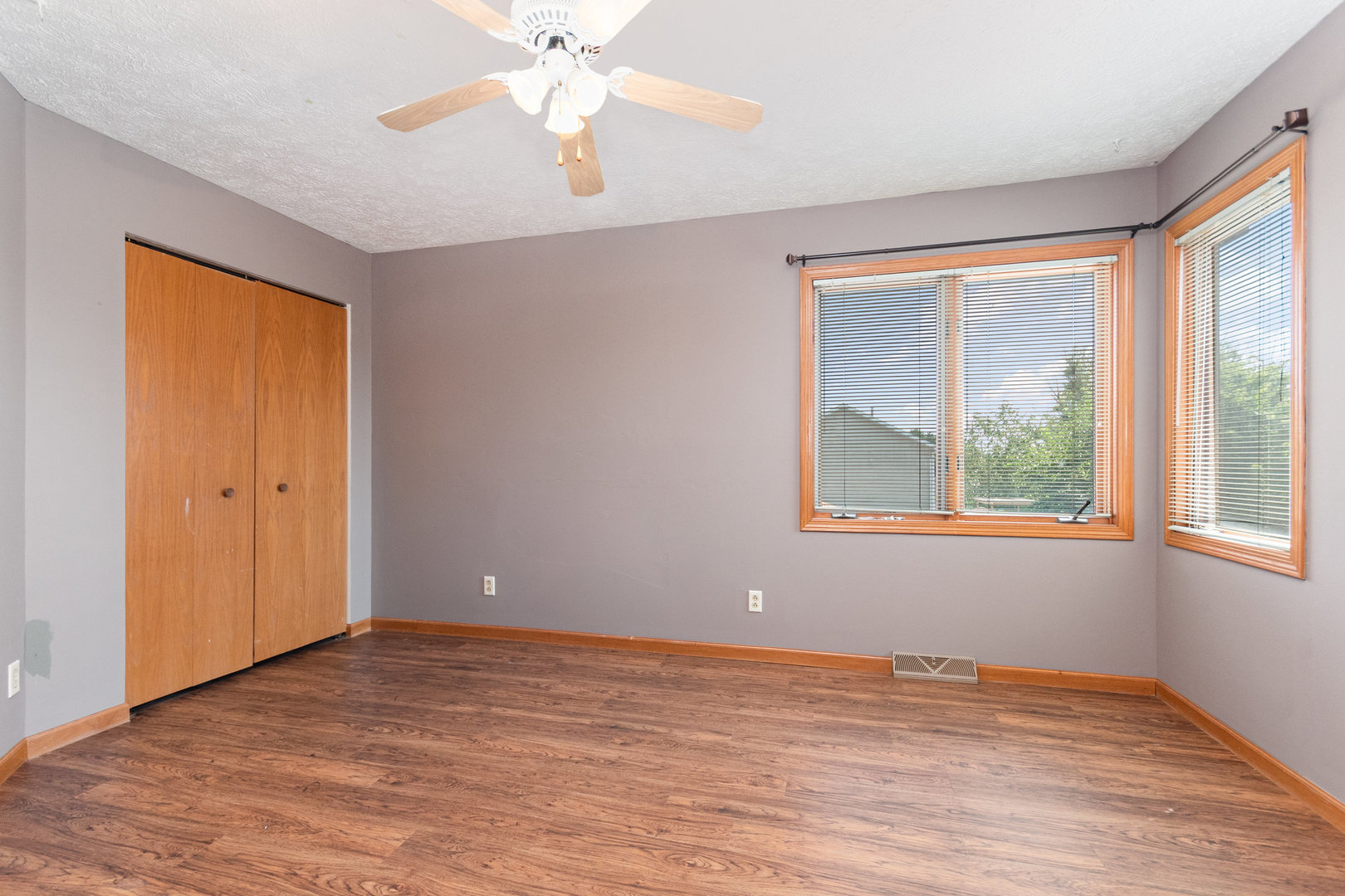 901 W McKinley Road, Ottawa, IL 61350