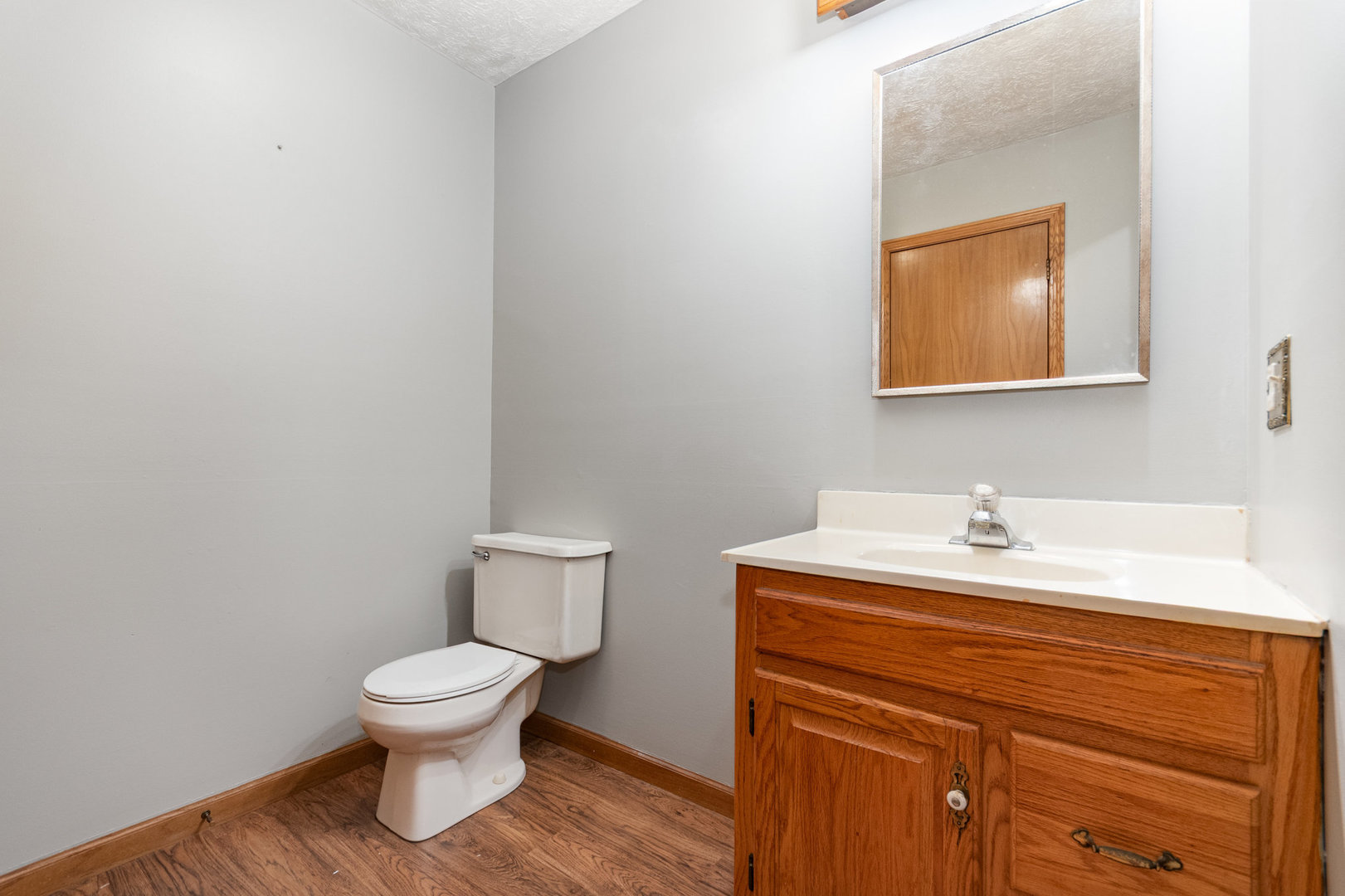 901 W McKinley Road, Ottawa, IL 61350
