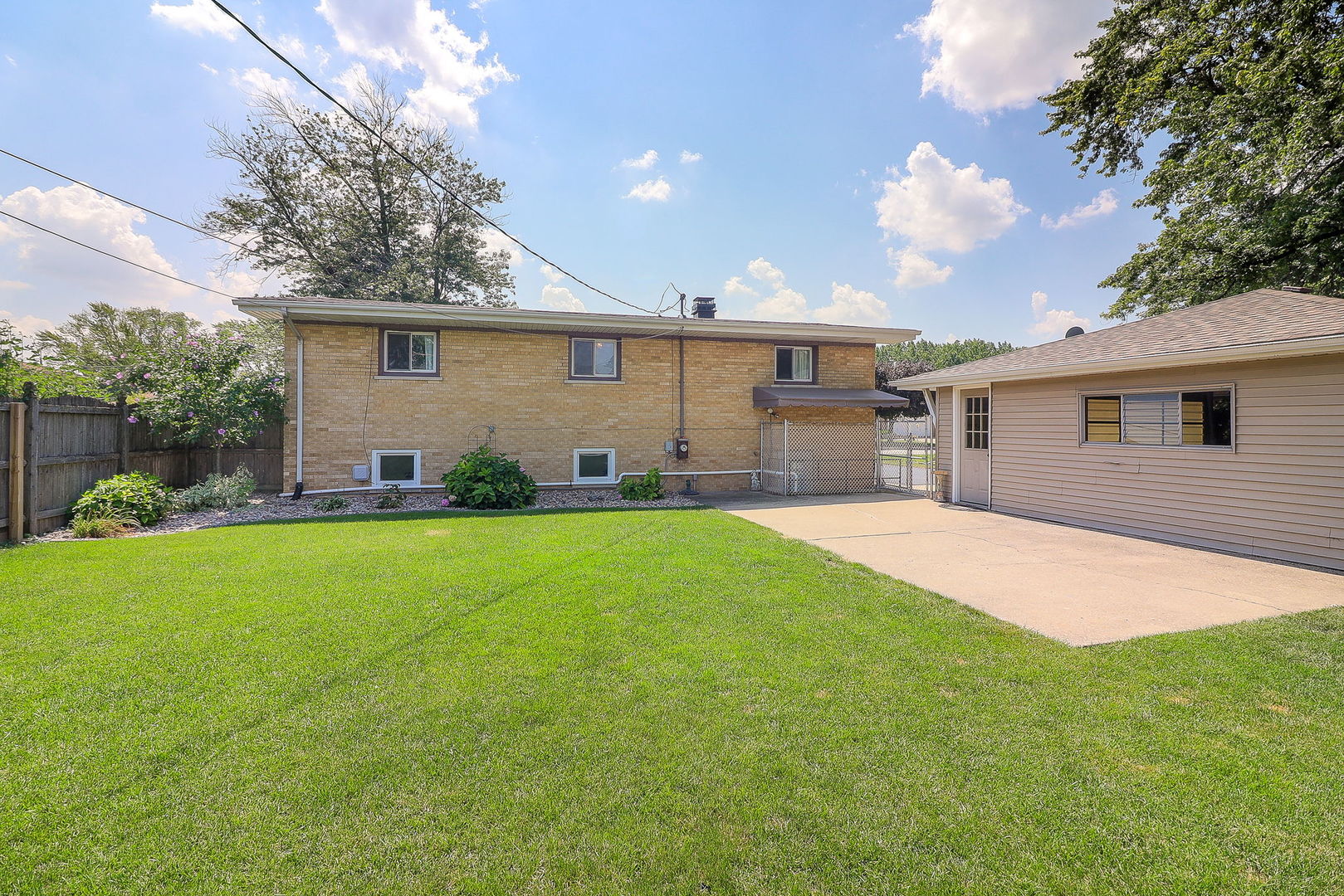 1609 Oneida Street, Joliet, IL 60435