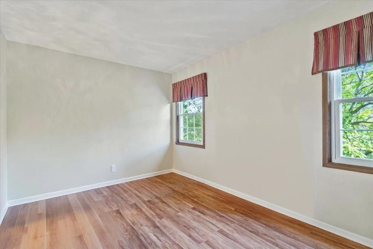 620 W 58th Street, Westmont, IL 60559