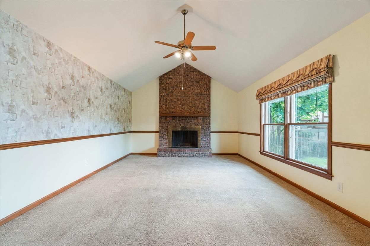 620 W 58th Street, Westmont, IL 60559