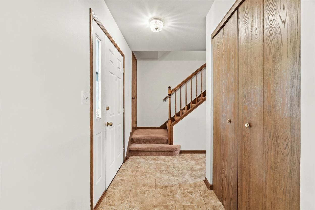 620 W 58th Street, Westmont, IL 60559