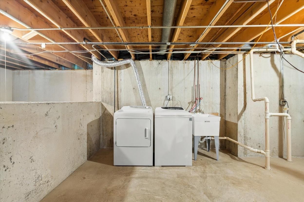 620 W 58th Street, Westmont, IL 60559