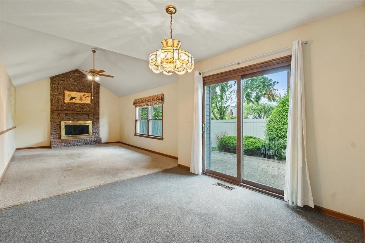 620 W 58th Street, Westmont, IL 60559