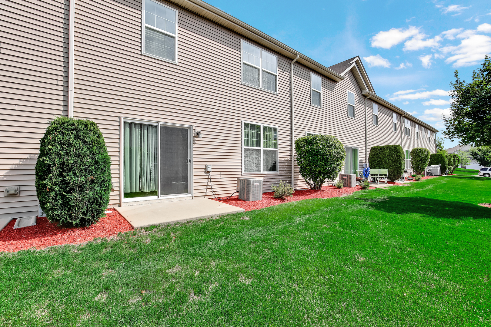 202 Owen Street, Matteson, IL 60443