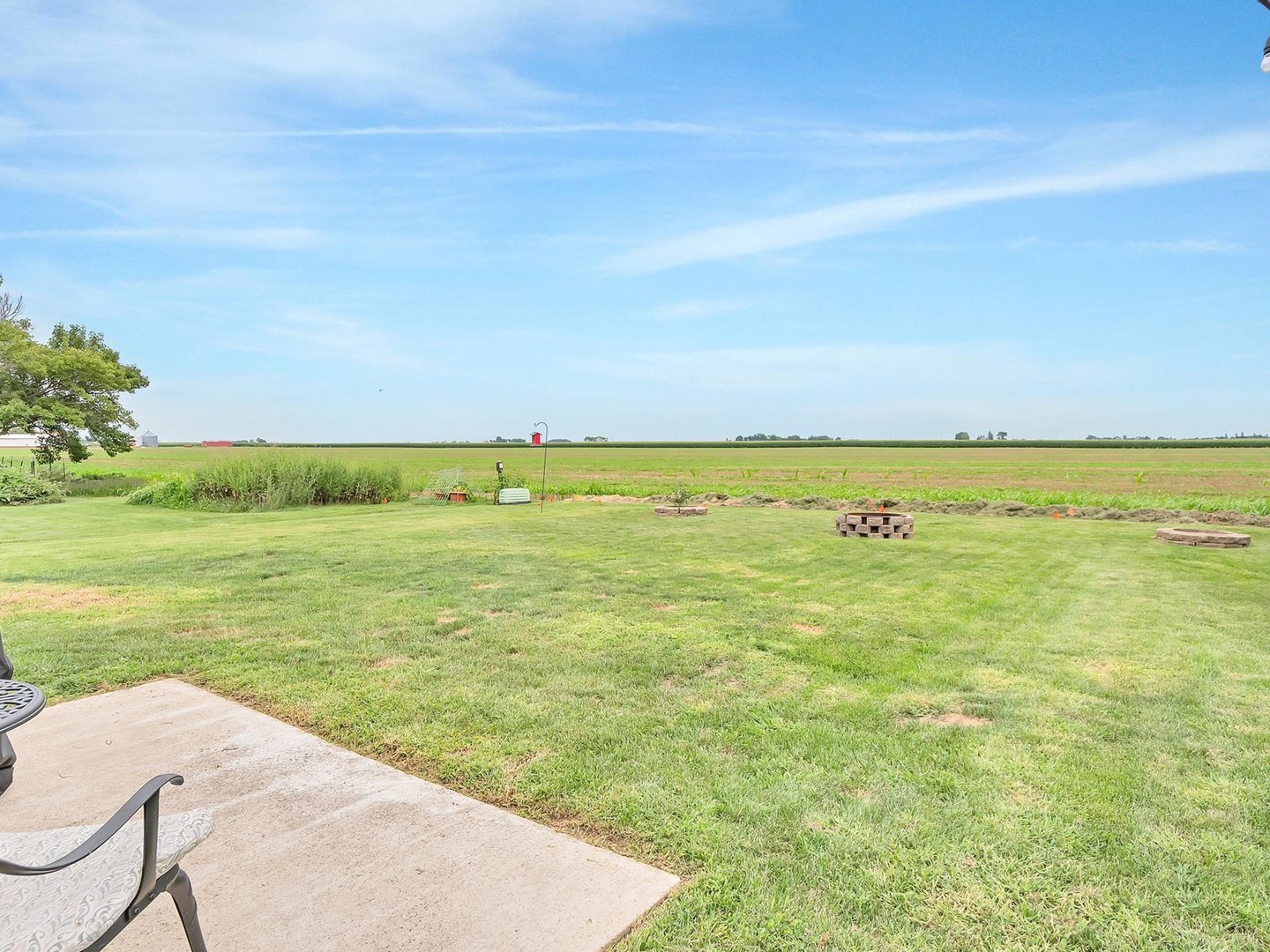 111 Countryside Lane, Crescent City, IL 60928