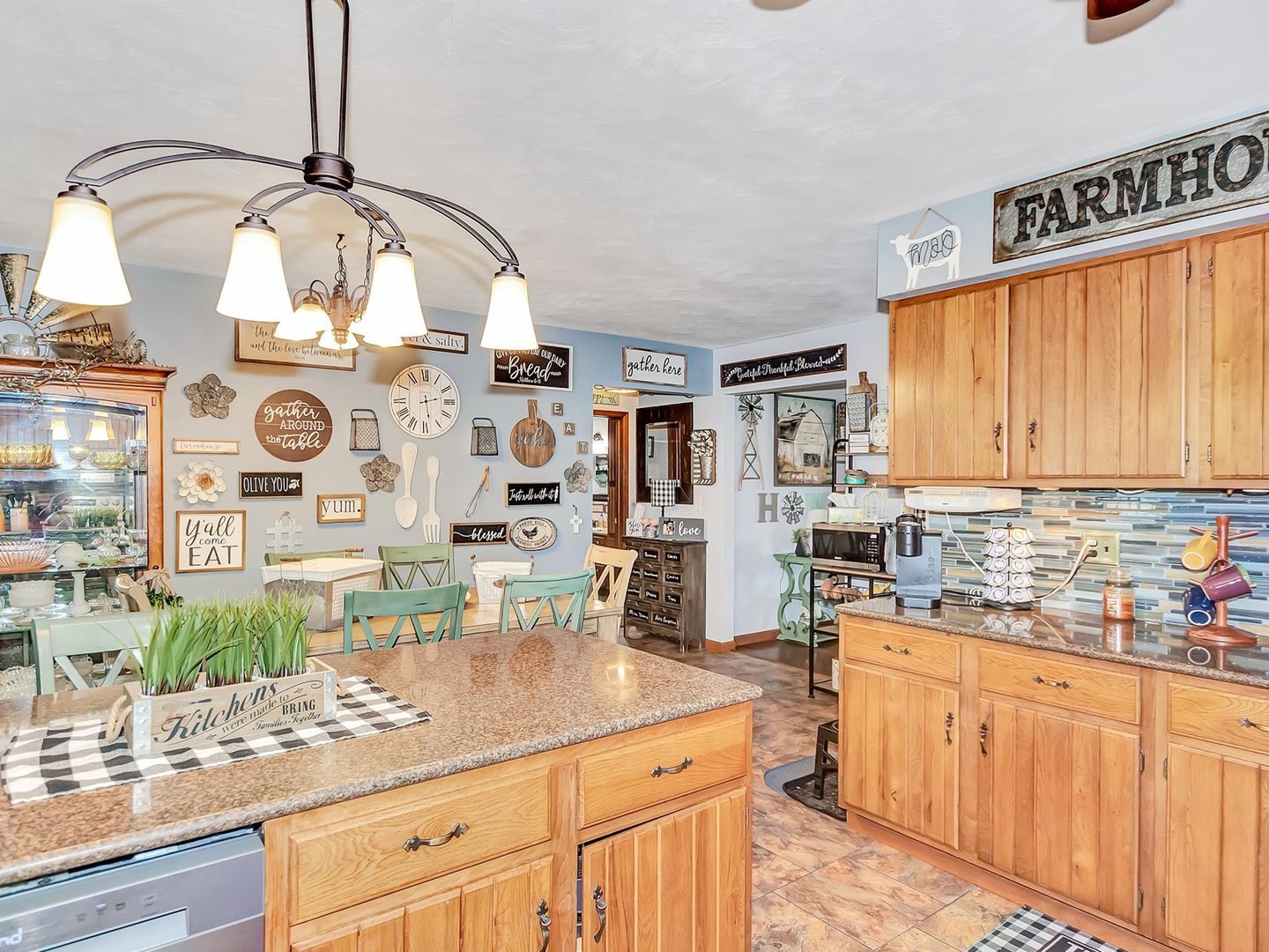 111 Countryside Lane, Crescent City, IL 60928