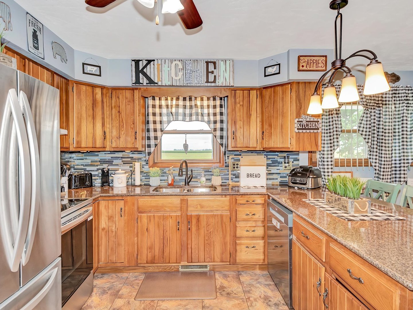 111 Countryside Lane, Crescent City, IL 60928