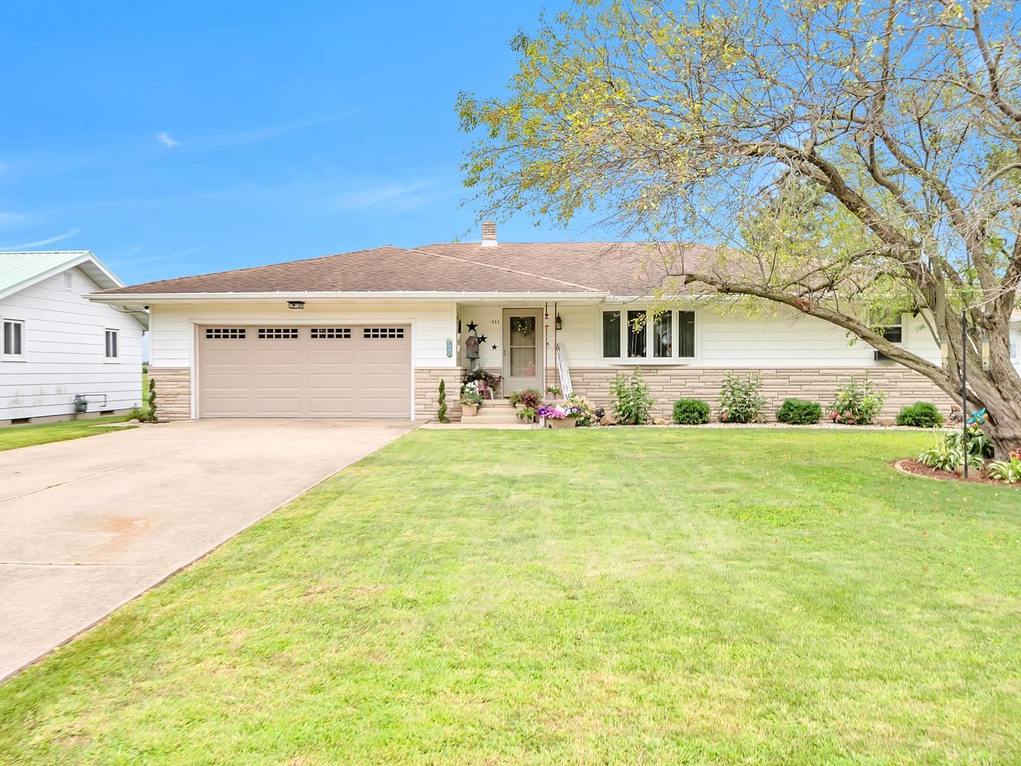 111 Countryside Lane, Crescent City, IL 60928