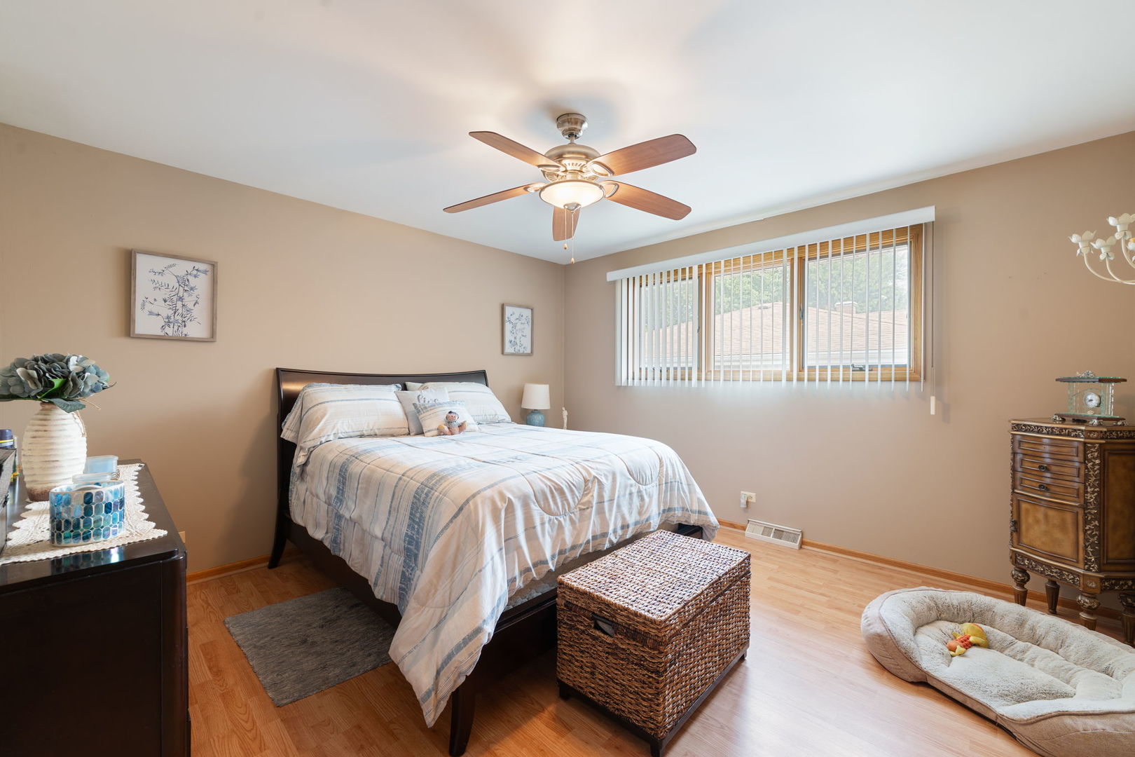 11841 S Leamington Avenue, Alsip, IL 60803