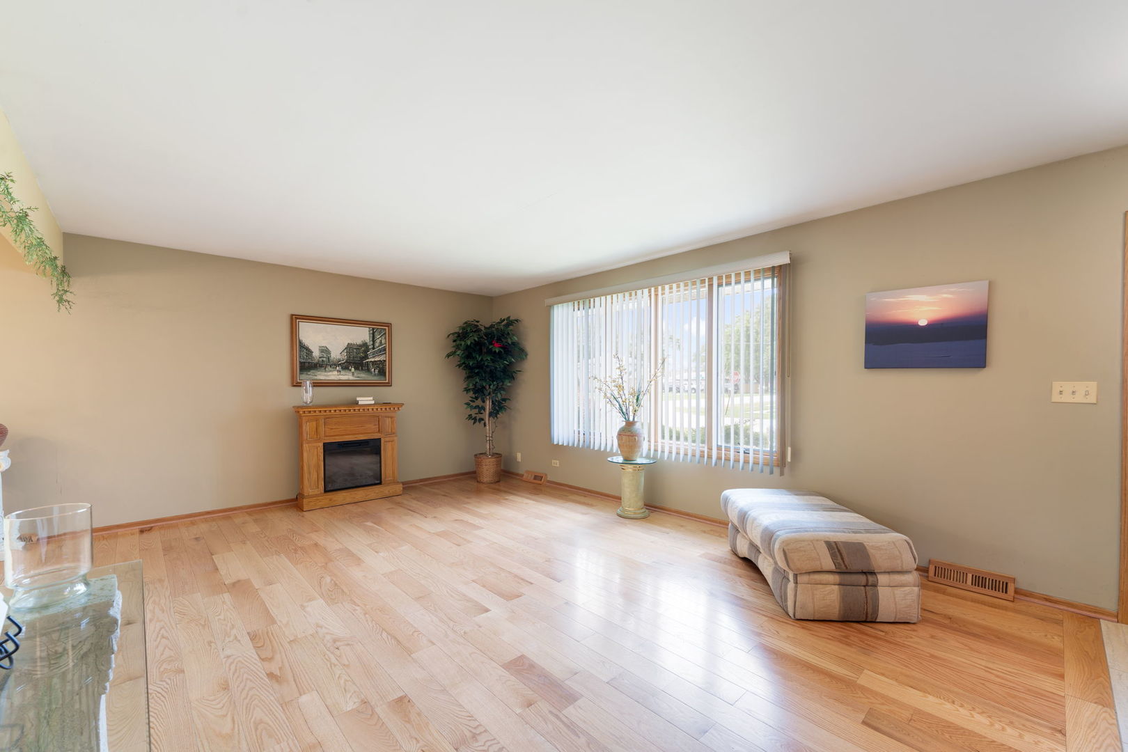 11841 S Leamington Avenue, Alsip, IL 60803