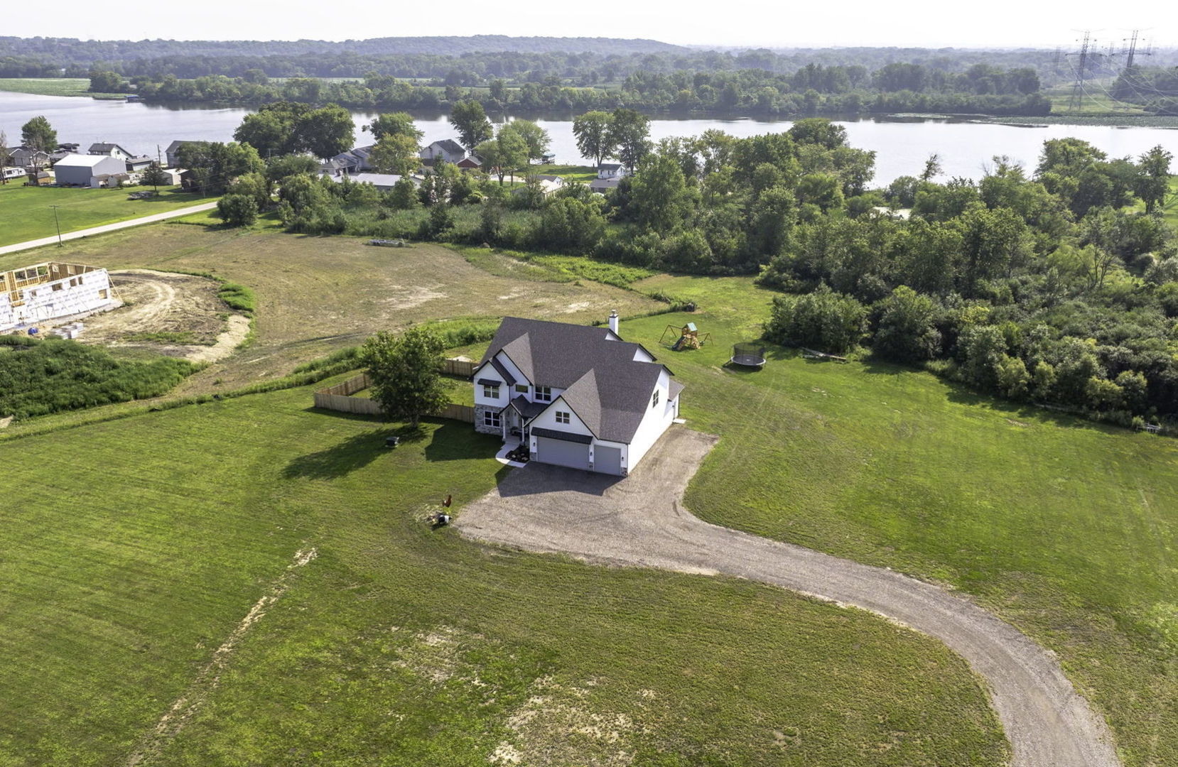 6256 N Dresden Road, Morris, IL 60450