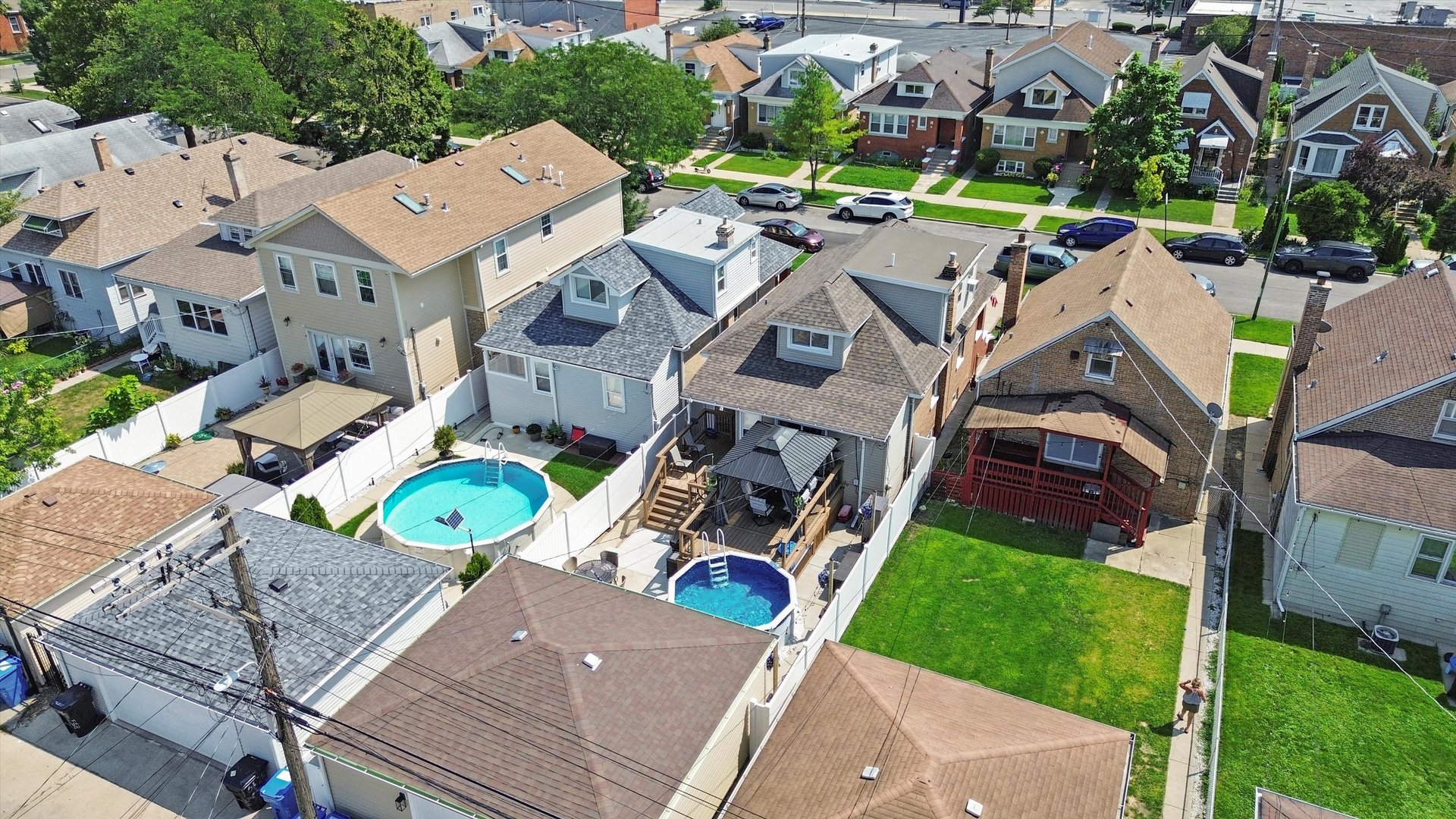5832 W Melrose Street, Chicago, IL 60634