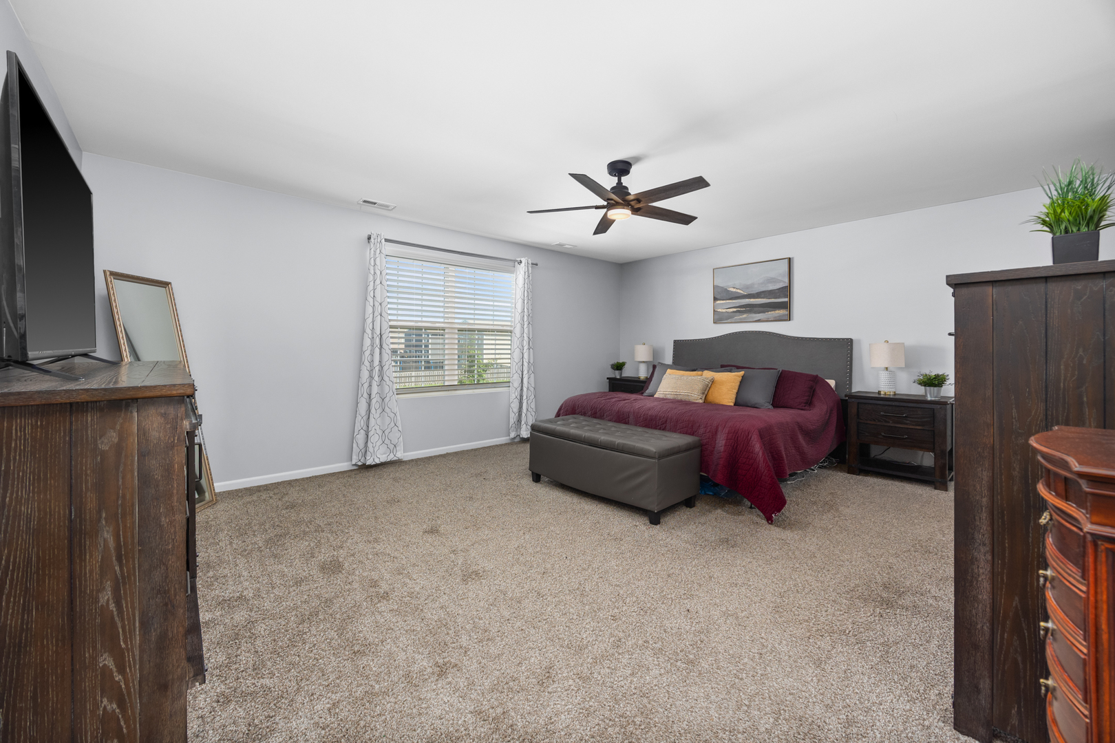 1625 Bayberry Lane, Pingree Grove, IL 60140