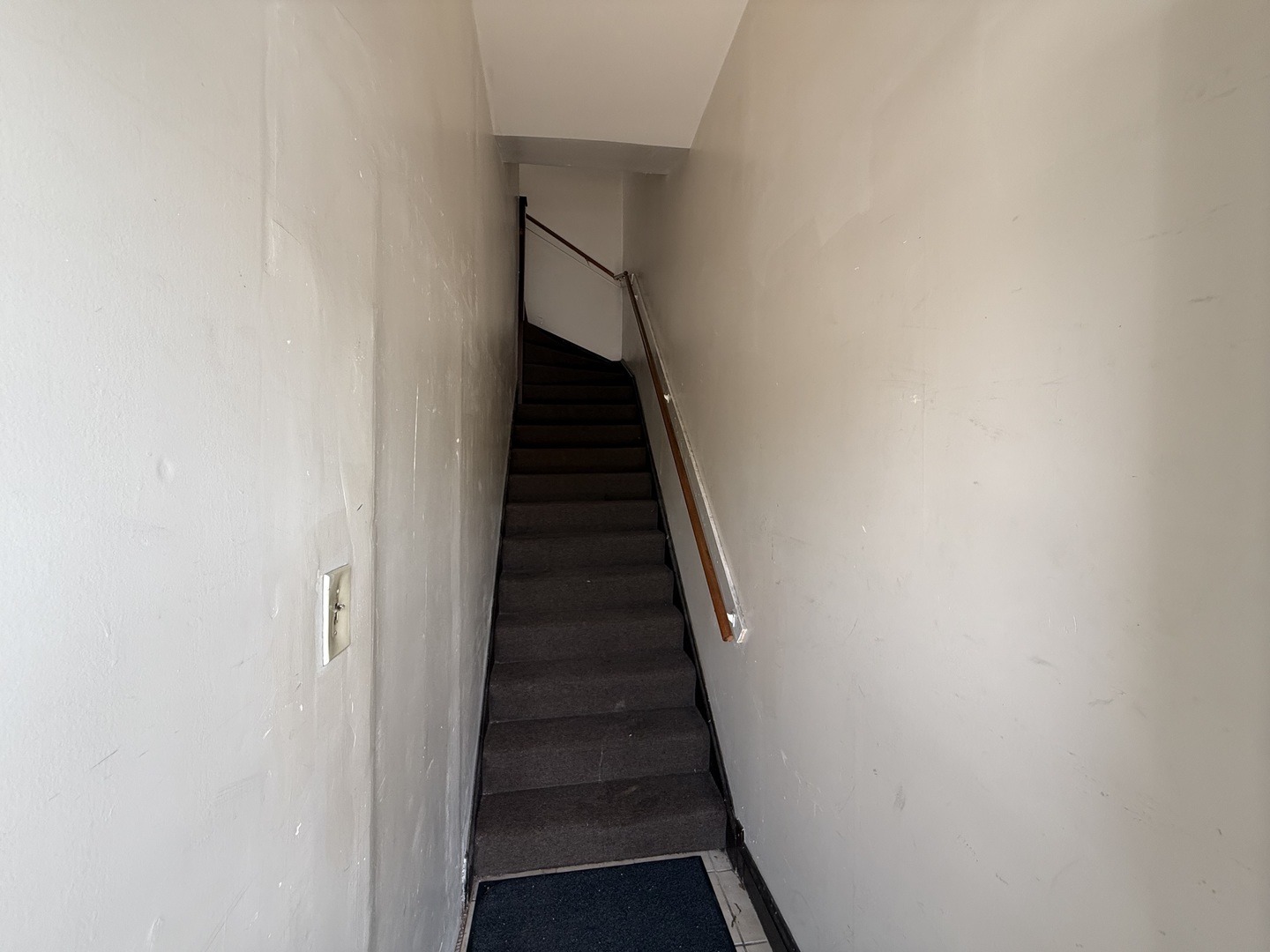 5818 W North Avenue, Chicago, IL 60639