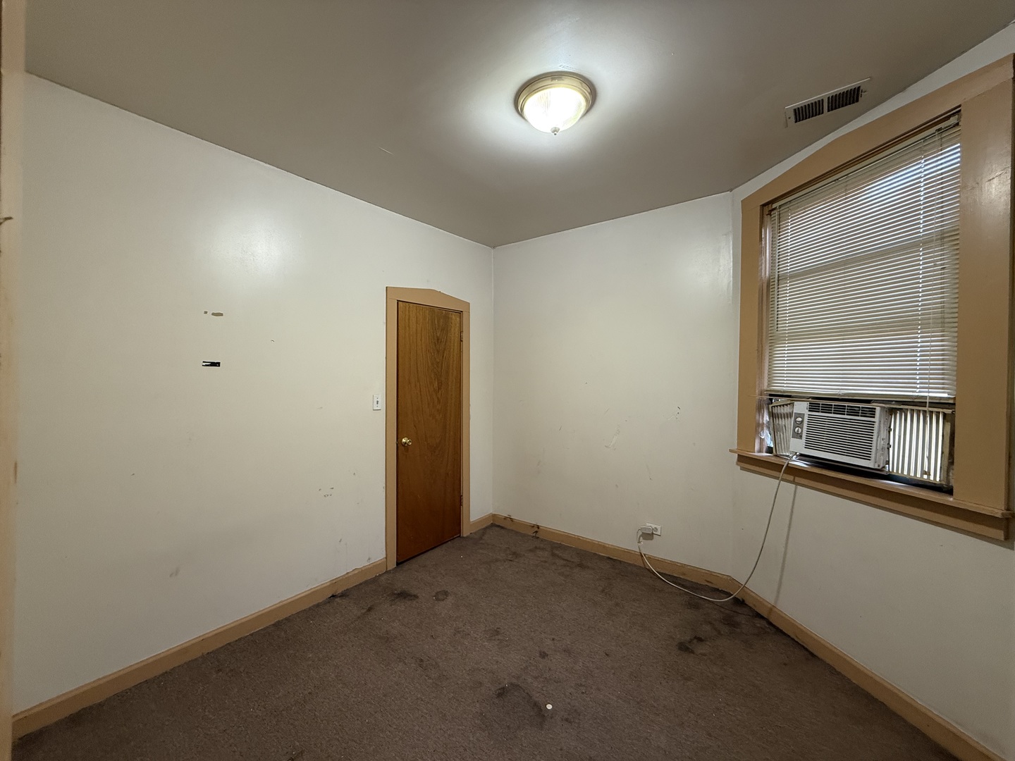 5818 W North Avenue, Chicago, IL 60639