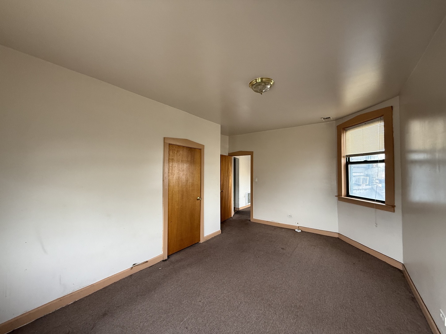 5818 W North Avenue, Chicago, IL 60639