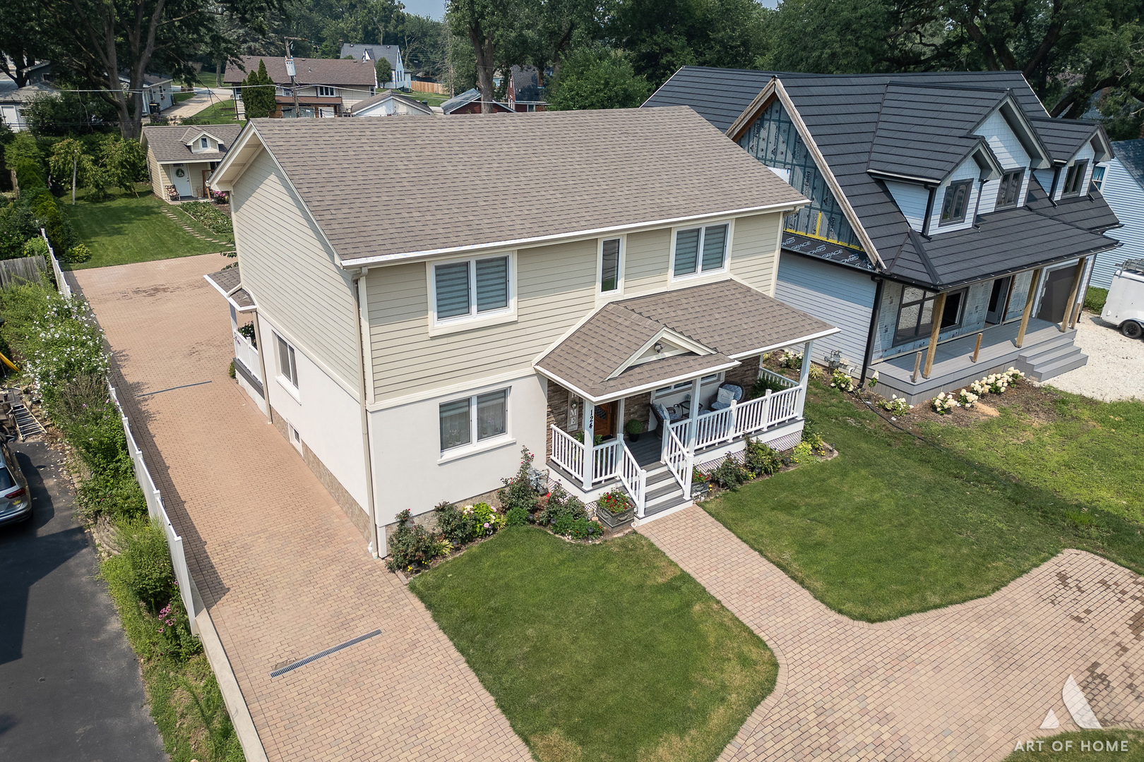 124 Sunrise Avenue, Willowbrook, IL 60527