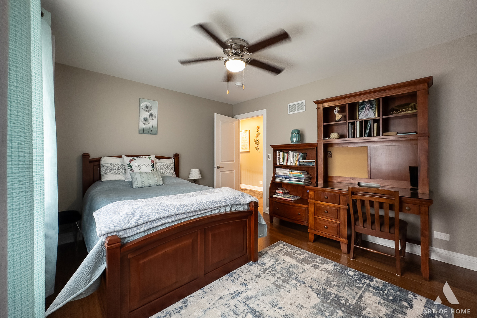 124 Sunrise Avenue, Willowbrook, IL 60527
