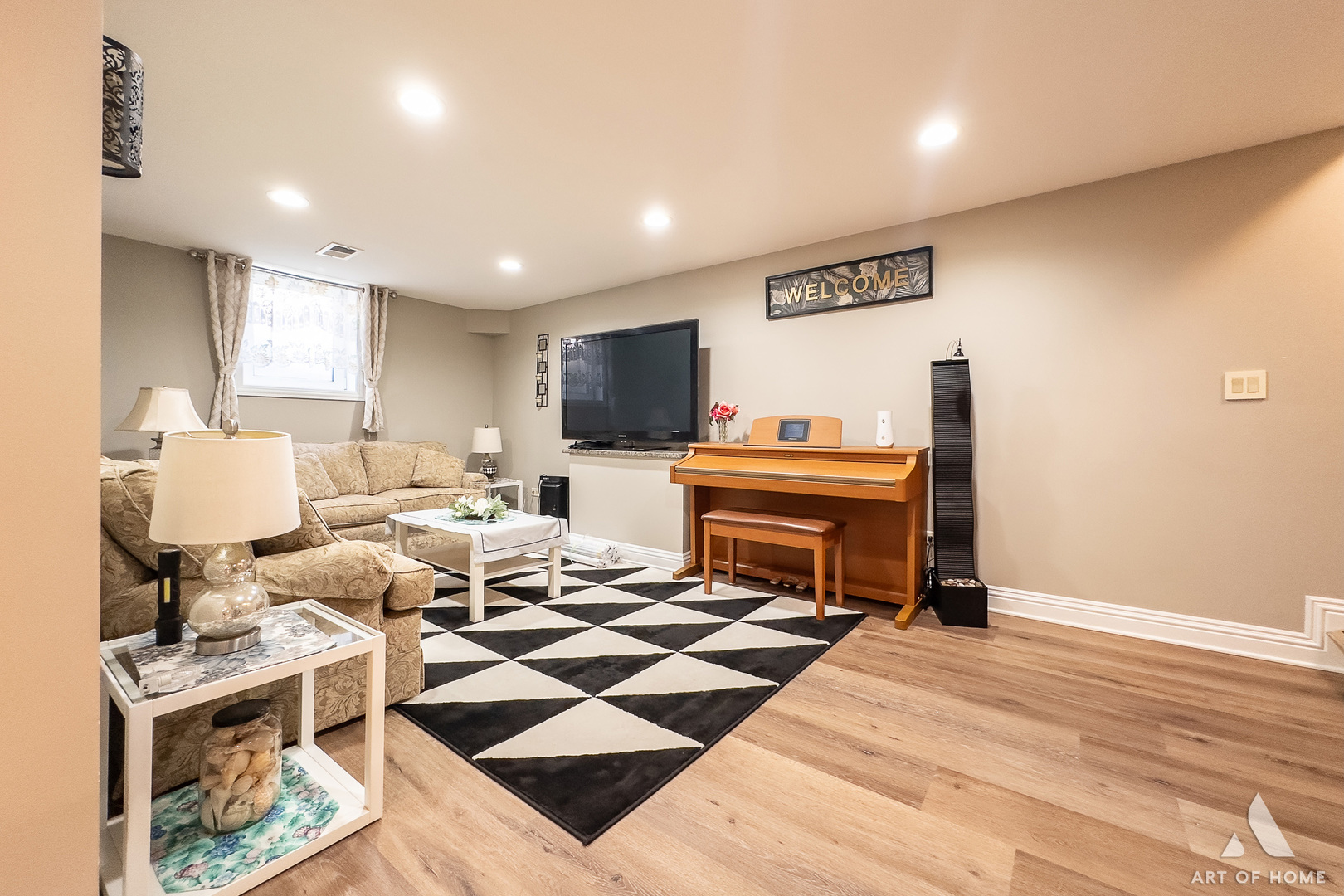 124 Sunrise Avenue, Willowbrook, IL 60527