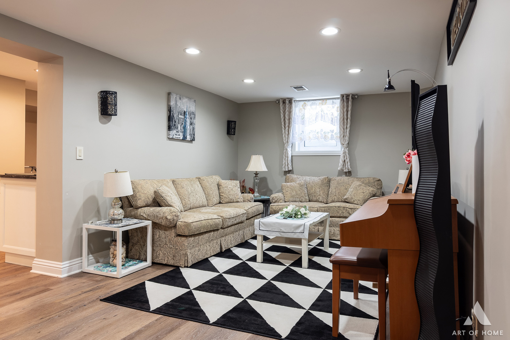 124 Sunrise Avenue, Willowbrook, IL 60527