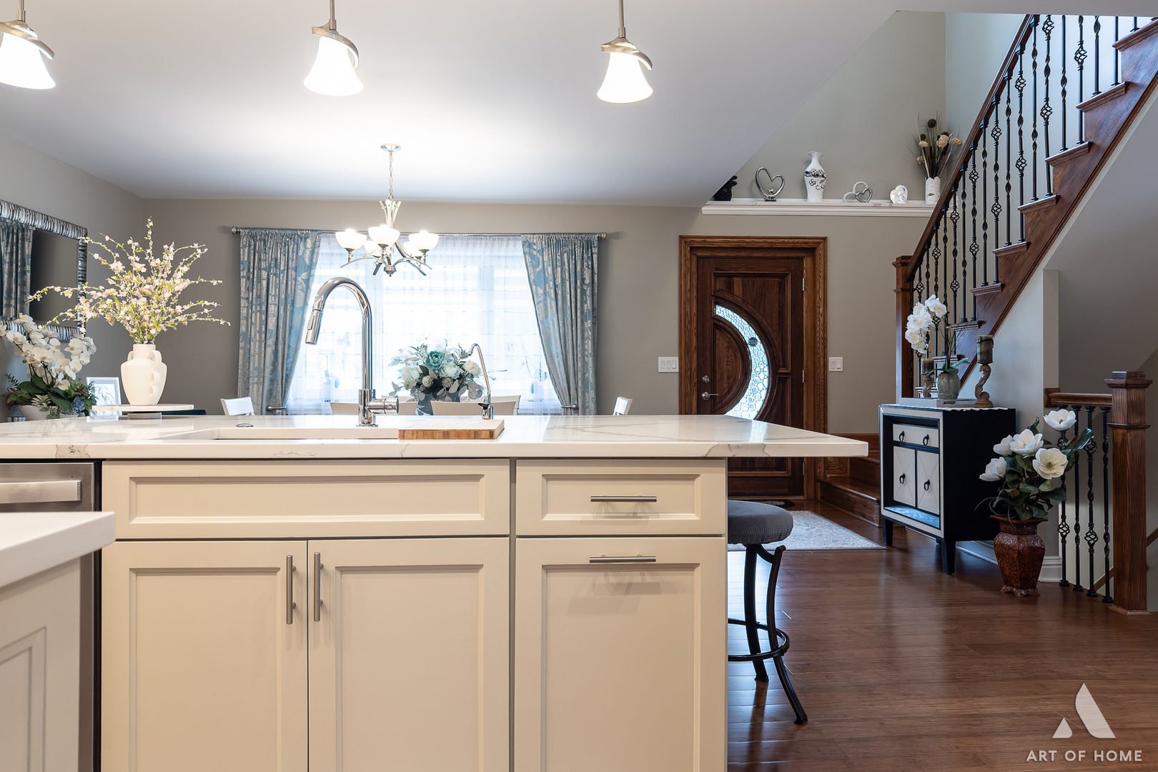 124 Sunrise Avenue, Willowbrook, IL 60527