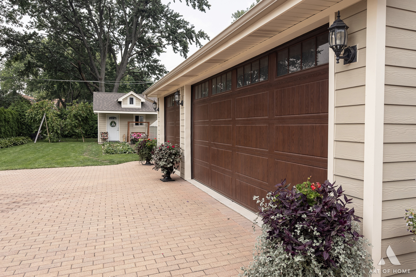 124 Sunrise Avenue, Willowbrook, IL 60527