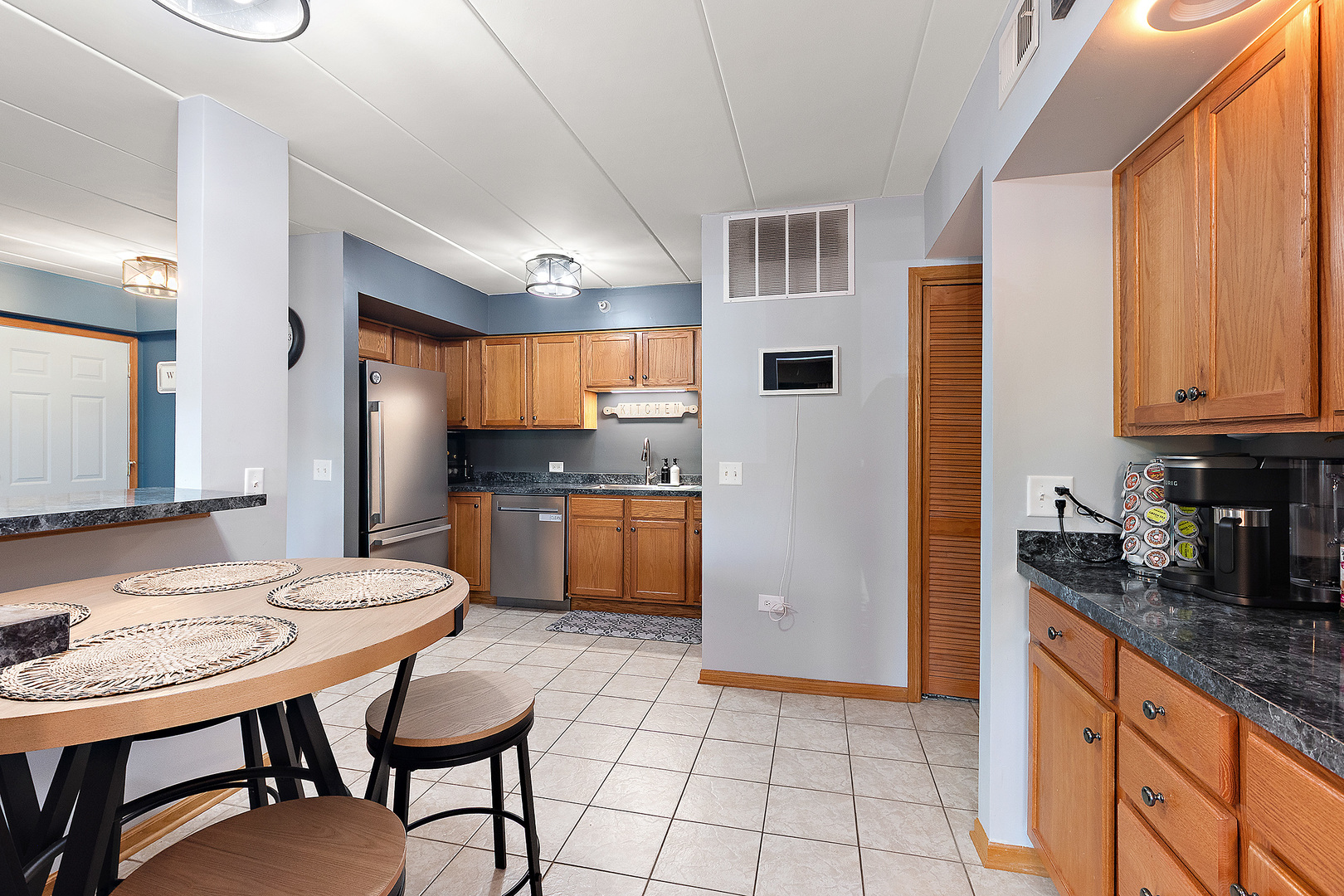 1041 Ashley Court #1A, Lockport, IL 60441