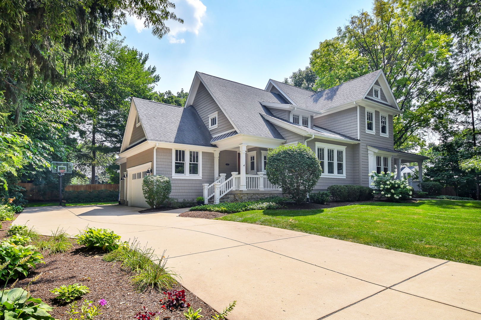 803 Dow Avenue, Geneva, IL 60134