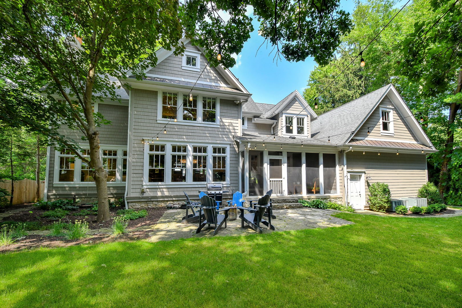 803 Dow Avenue, Geneva, IL 60134
