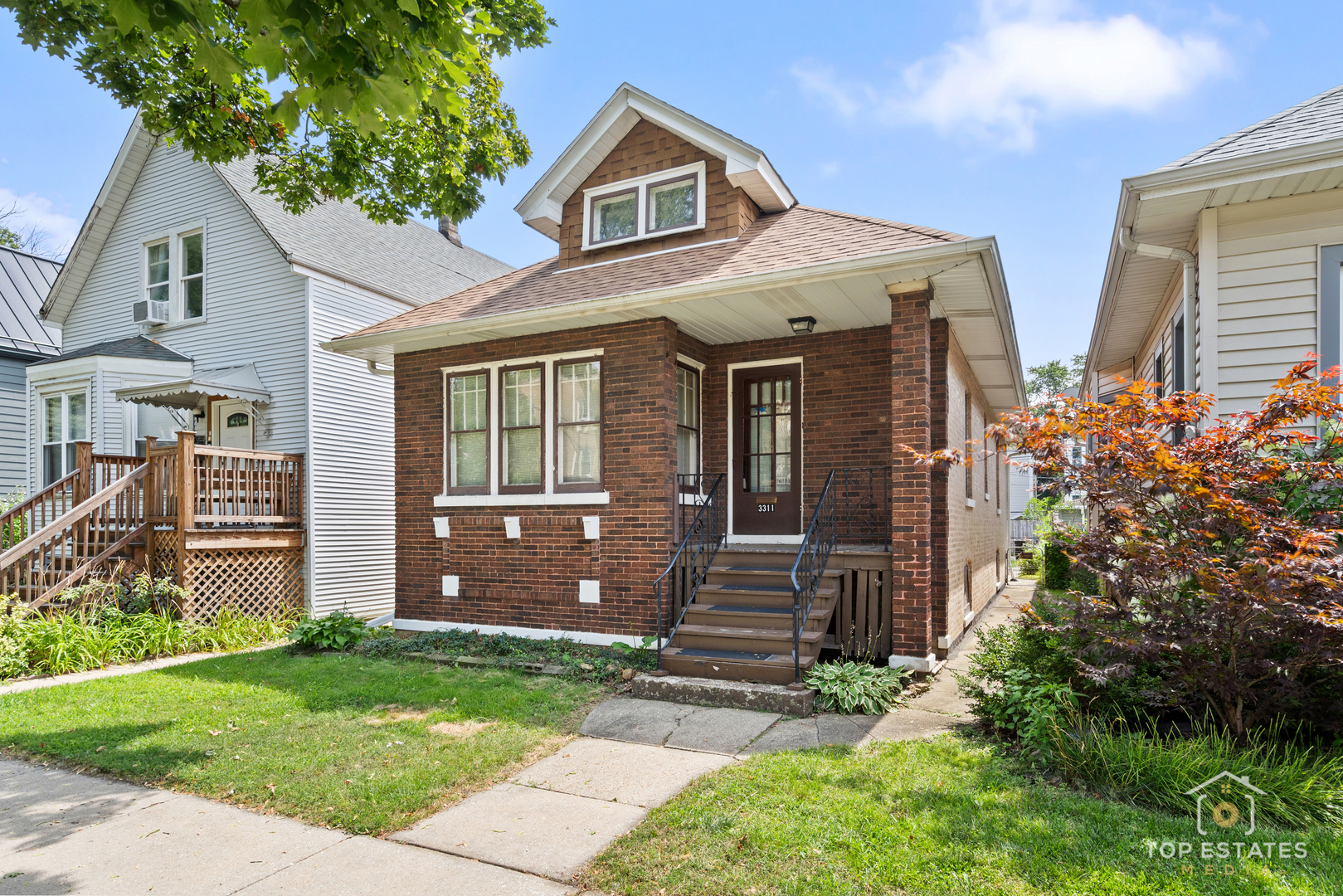 3311 W Hutchinson Street, Chicago, IL 60618