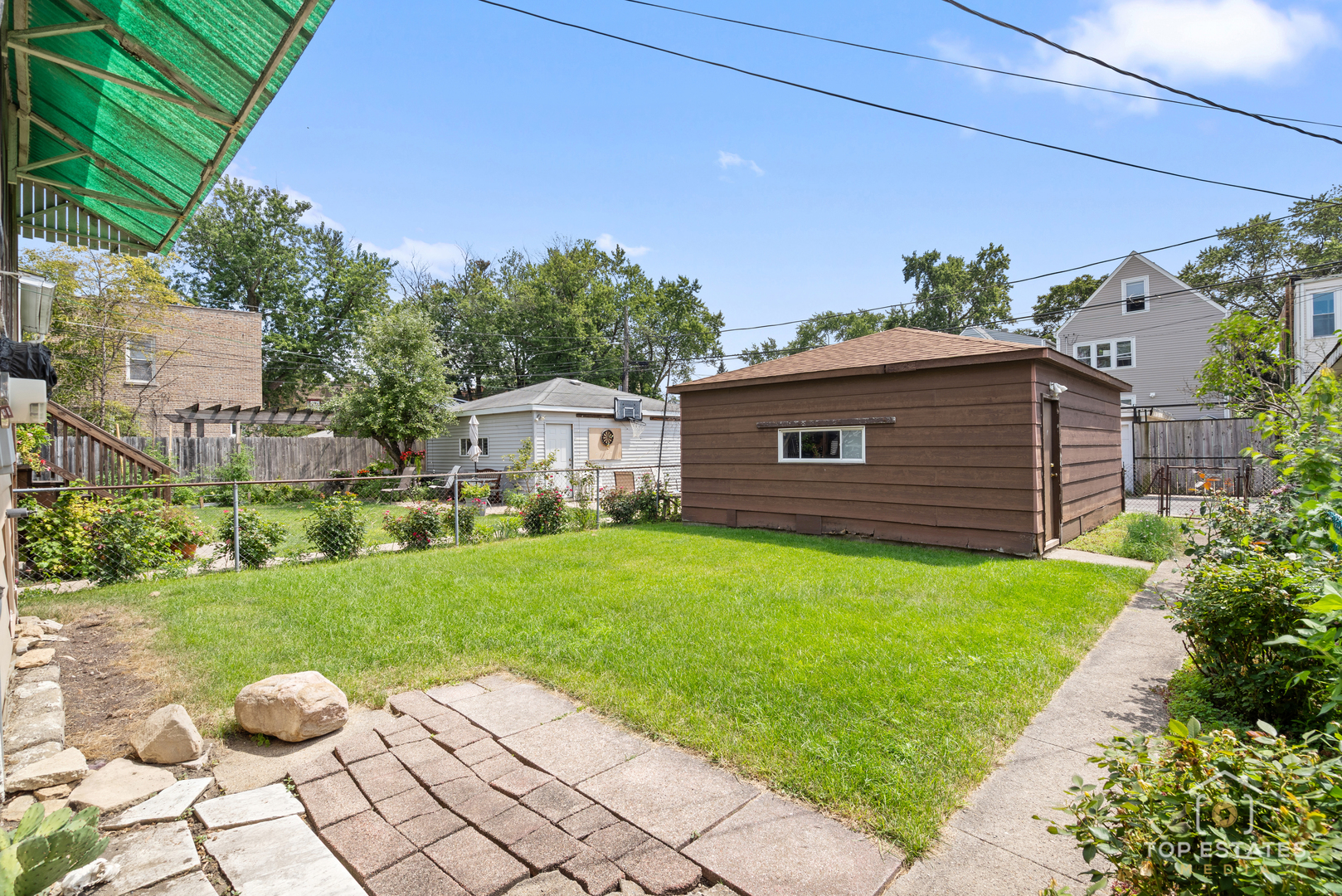 3311 W Hutchinson Street, Chicago, IL 60618