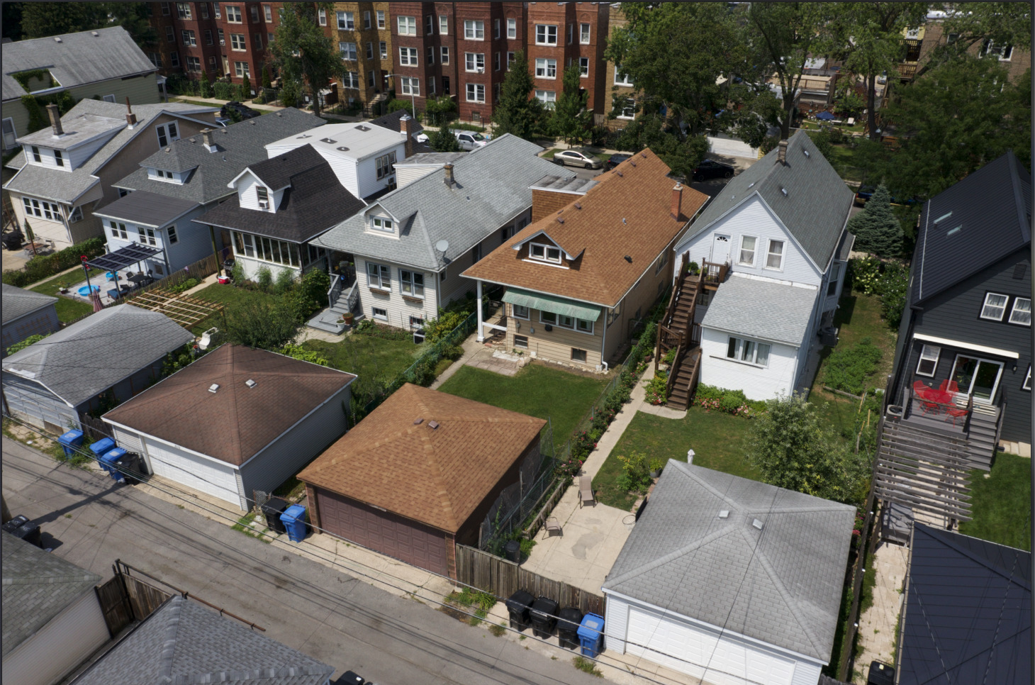 3311 W Hutchinson Street, Chicago, IL 60618