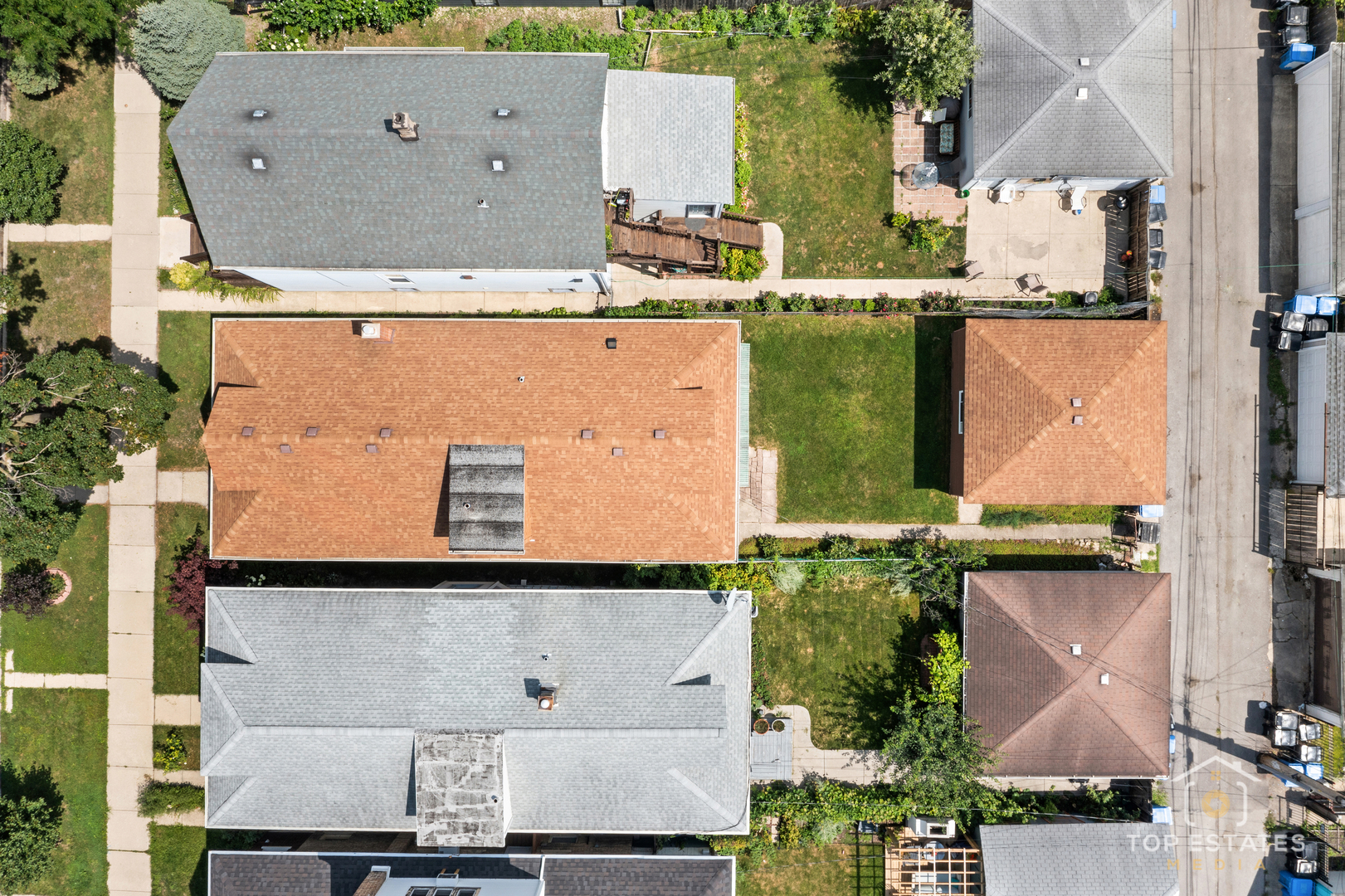3311 W Hutchinson Street, Chicago, IL 60618