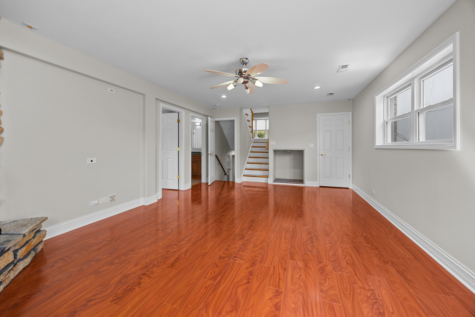 865 Love Street, Elk Grove Village, IL 60007