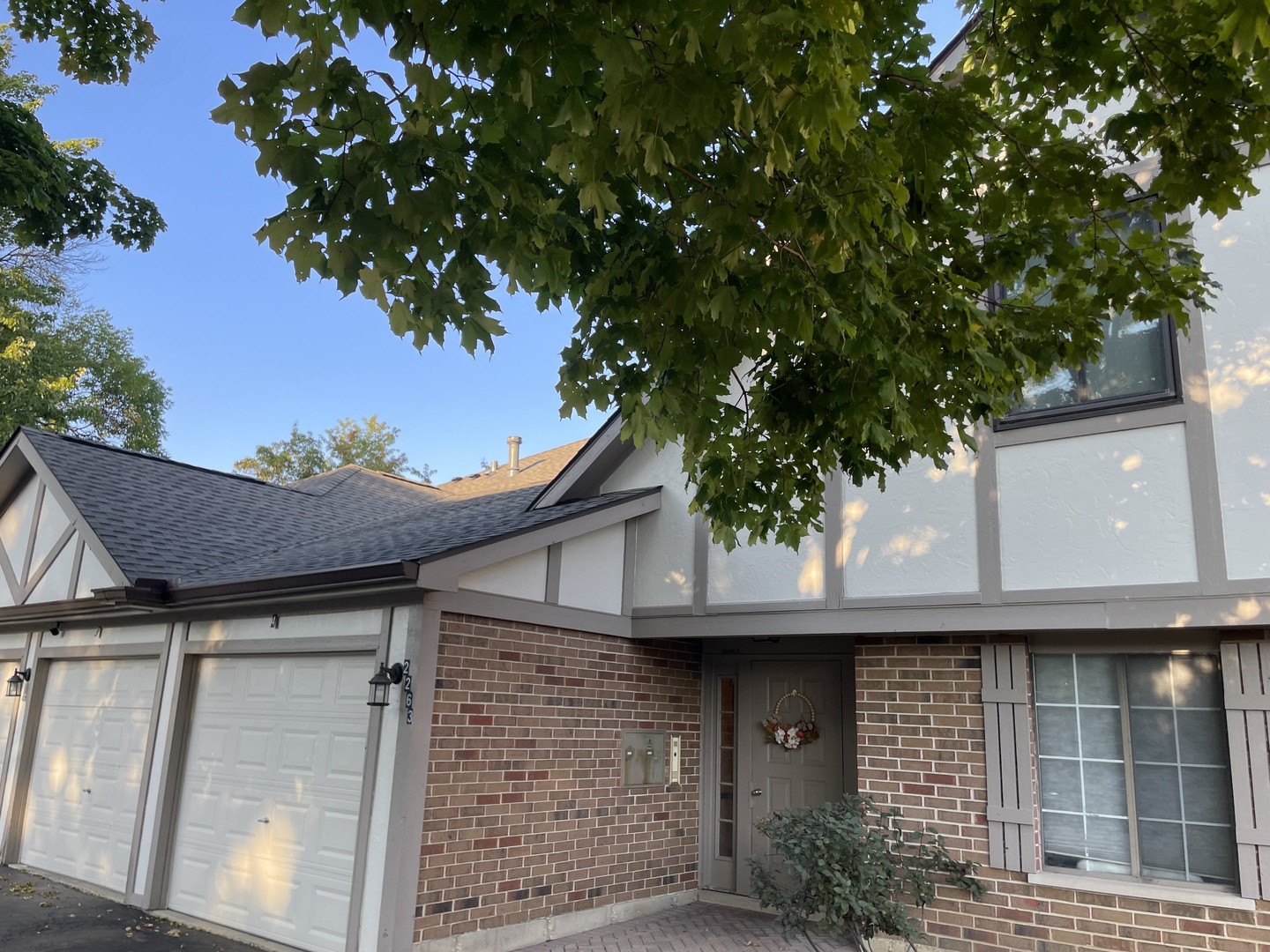 2263 N Enlund Drive #1, Palatine, IL 60074